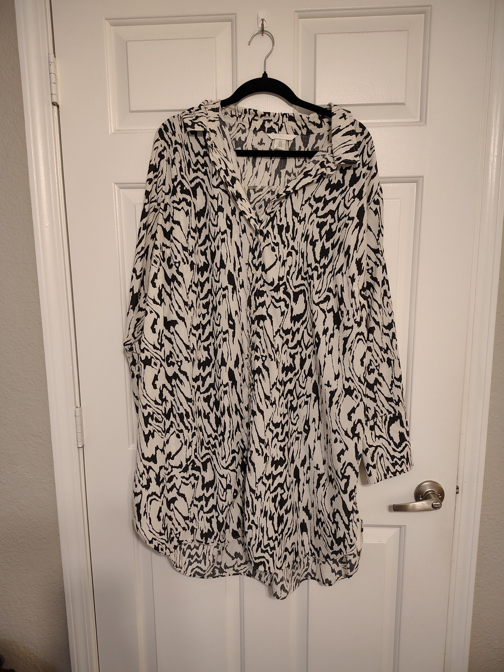 H&M Black and White Printed Mini Dress